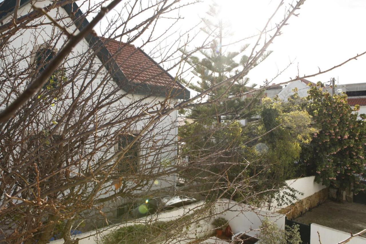 Cushy Apartment With Garden In Estoril Exterior foto